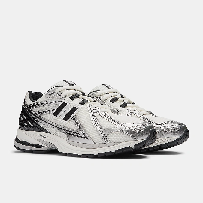 Кроссовки New Balance 1906R M1906RER