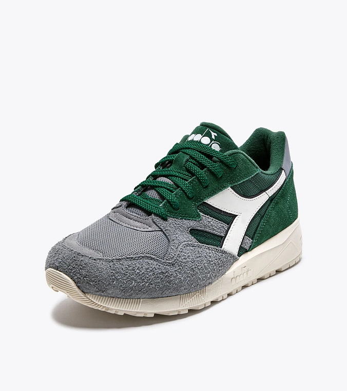 Кроссовки мужские Diadora N902 Hairy Suede Black/White/Lunar Rock/Eden
